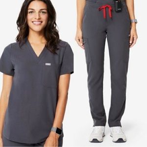 Figs charcoal scrub set